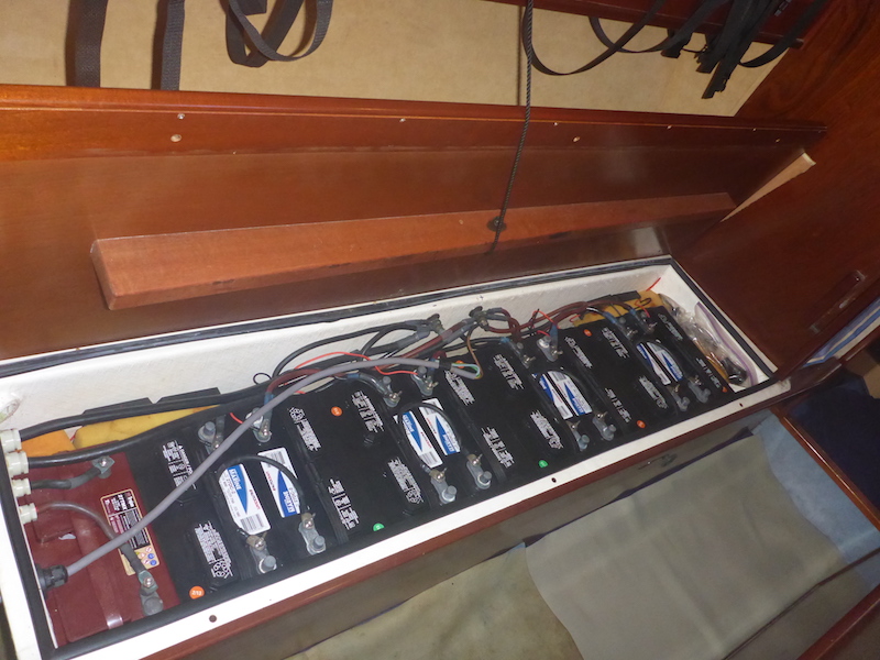  Battery Compartment space Amel Super Maramu 2000 