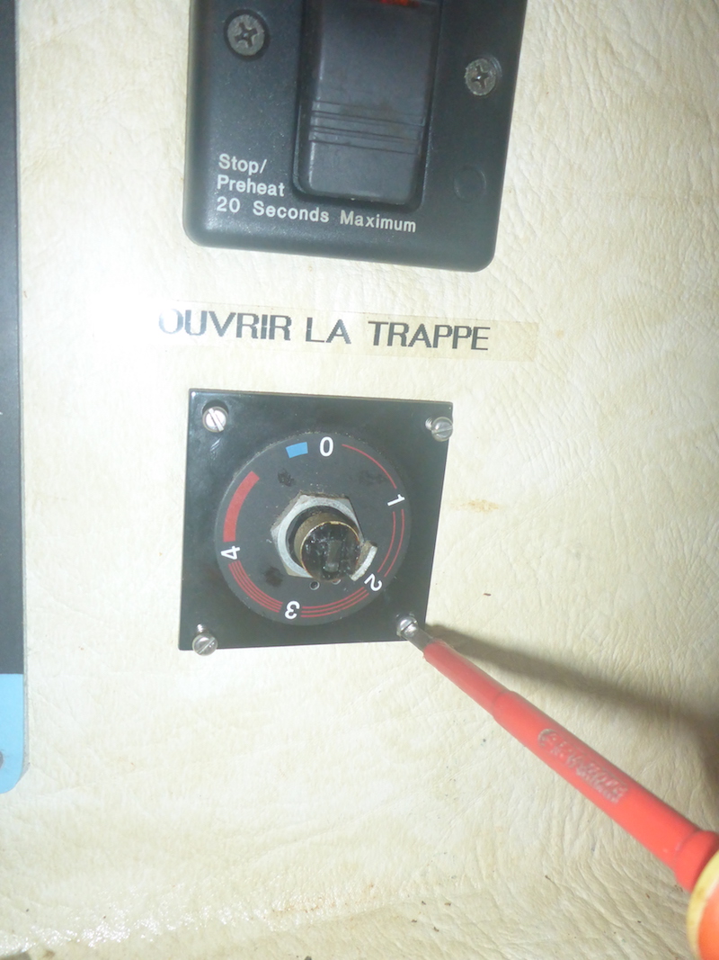  Amel Super Maramu 2000 Espar D5LC Changing Switch 